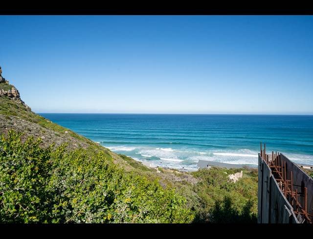 890M² VACANT LAND FOR SALE IN MISTY CLIFFS